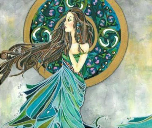 A dualidade da natureza feminina incorporada na Coleção Fand