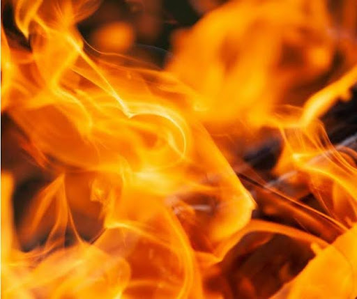 Coleção Ember: texturas e formas inspiradas na mitologia