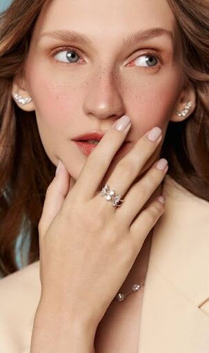 Prata 925 e Cristal Transparente: o match da Coleção Chiara