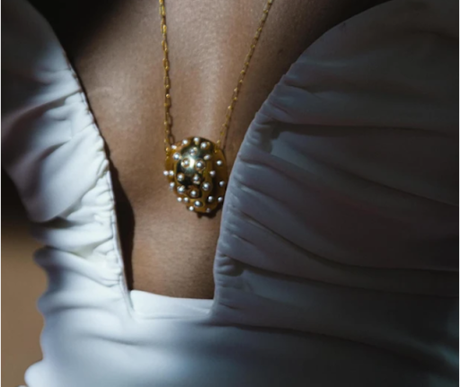 Coleção Pärla: semijoias que simbolizam força e feminilidade