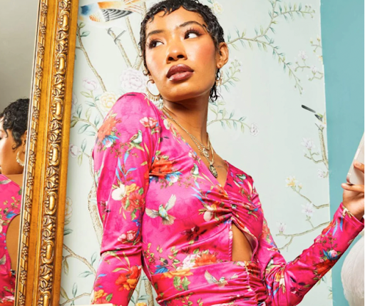 Pulseira, brinco de flor e muito mais na Coleção Rosalia!