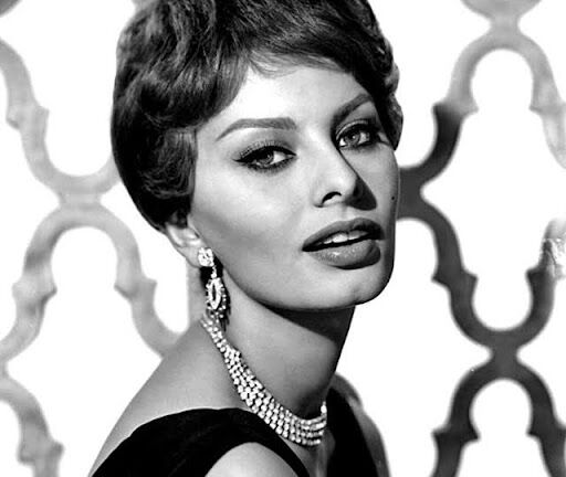 Coleção Sophia: glamour vintage em semijoias