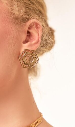 Coleção Thonet: joias inspiradas em elementos arquitetônicos