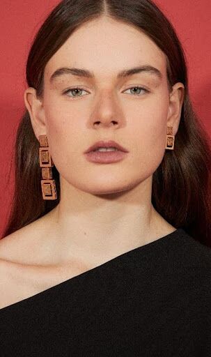 Coleção Mocca: elegância em joias com design geométrico!