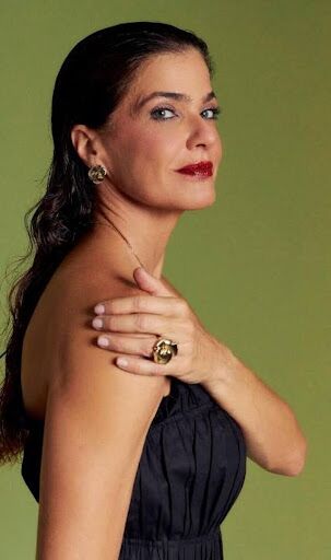 Amarilis: uma coleção atemporal com zircônias em destaque!