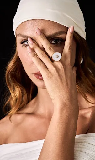 Coleção Bossa 60: luminosidade nas zircônias e madrepérola