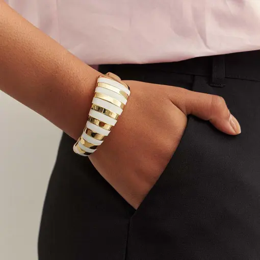 BRACELETE ESMALTADO LISO BANHADO A OURO