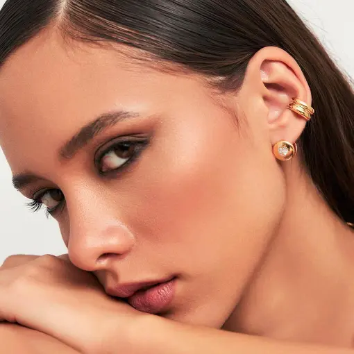 PIERCING DE ORELHA UNITÁRIO CURVO E LISO