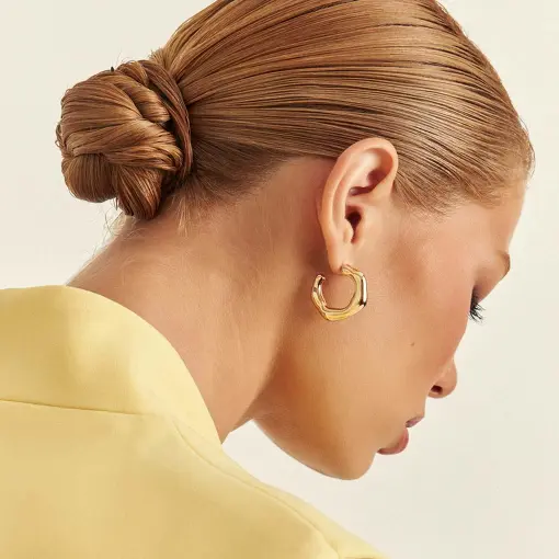 MEIA ARGOLA LISA E CURVA