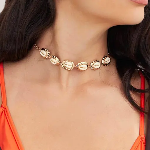 CHOKER COM PINGENTES DE BÚZIOS