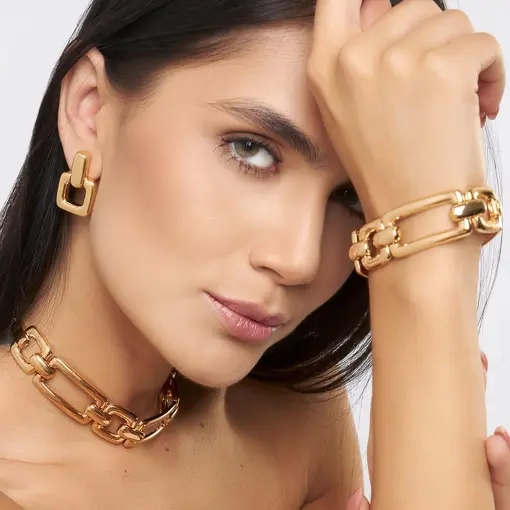 CHOKER COM ELOS QUADRADOS E RETANGULARES VAZADO