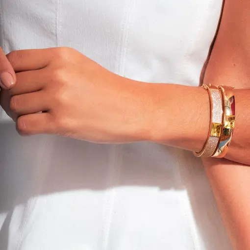 BRACELETE COM CRISTAL RETANGULAR PRASIOLITA BANHADO A OURO