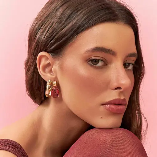 MEIA ARGOLA CURVA COM DETALHE TRABALHADO