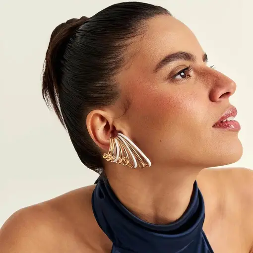 BRINCO EAR HOOK OITO VOLTAS VAZADO