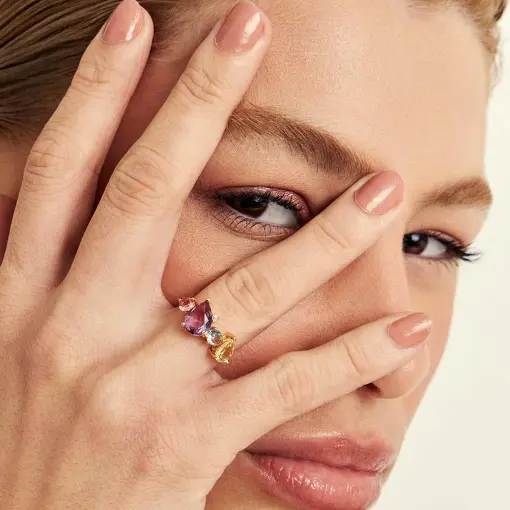 ANEL DE GOTA COM CRISTAIS INTERCALADOS E ZIRCÔNIA