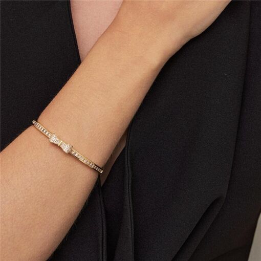 BRACELETE DE LAÇO COM CRISTAIS QUADRADOS E ZIRCÔNIAS