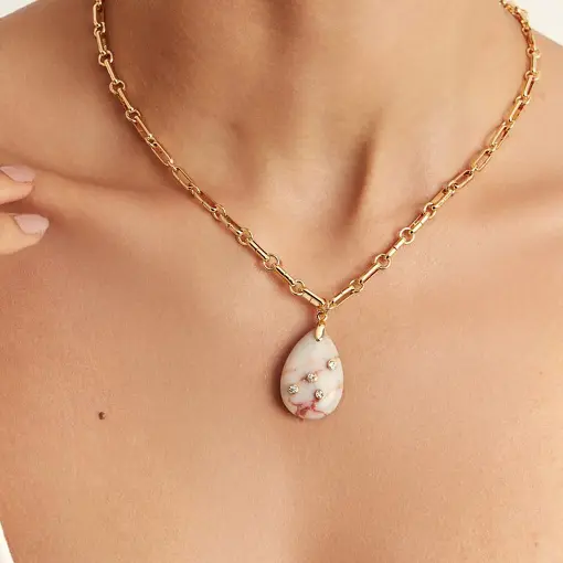 COLAR COM PINGENTE DE PEDRA NATURAL ÁGATA EM CRISTAIS