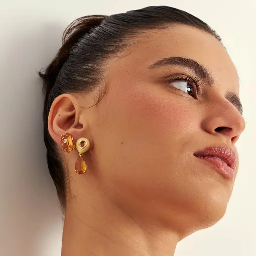 BRINCO PÊNDULO 2 EM 1 ESMALTADO COM CRISTAIS DE GOTA