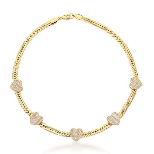 CHOKER COM PINGENTES DE CORAÇÕES BRANCOS BANHADA A OURO