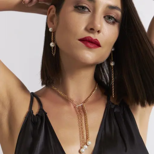 BRINCO EAR JACKET E PÉROLAS SHELL E ELOS GROUMET BANHADO A OURO