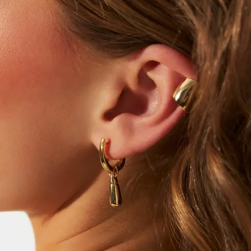 ARGOLA COM PIGENTE DE GOTA LISO