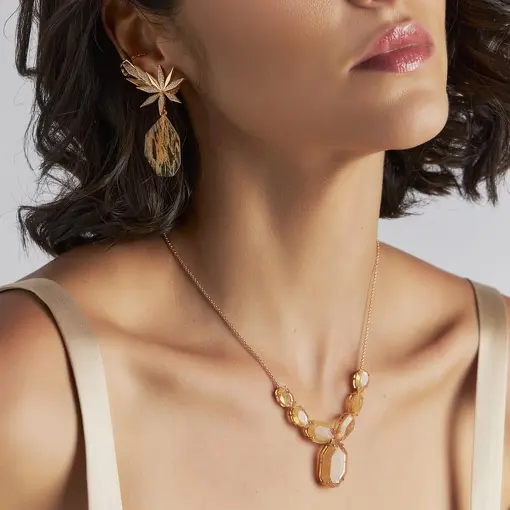BRINCO EAR CUFF COM CRISTAIS RUTILO BANHADO A OURO