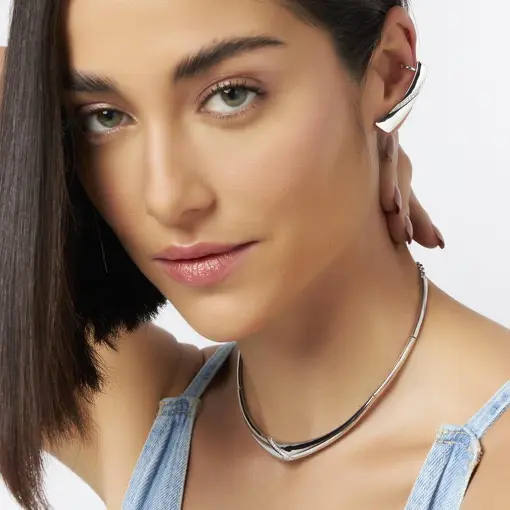BRINCO EAR CUFF RETANGULAR FILEIRA COM ZIRCÔNIAS BANHADO A OURO