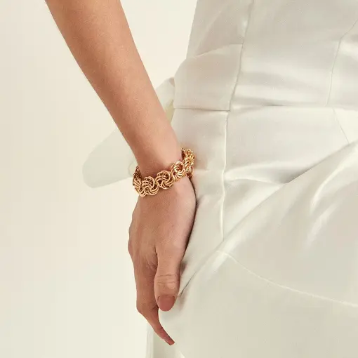 PULSEIRA COM ELOS REDONDOS VAZADOS