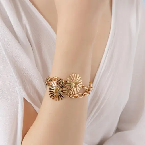 PULSEIRA COM PINGENTE FOLHA PRASIOLITA BANHADA A OURO