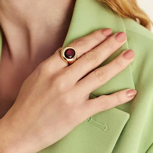 ANEL CURVO COM CRISTAL OVAL