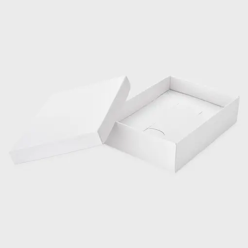 EMBALAGEM DE PAPEL UNIVERSAL NA COR BRANCA COM 8 UNIDADES
