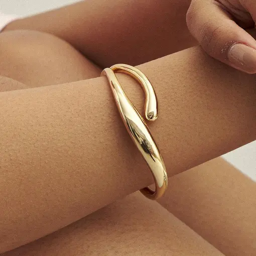 BRACELETE COM DUAS VOLTAS VAZADO E ABERTURA