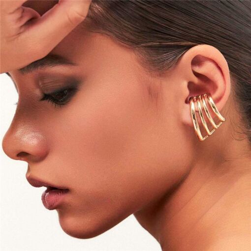 BRINCO EAR HOOK COM QUATRO VOLTAS LISO E VAZADO