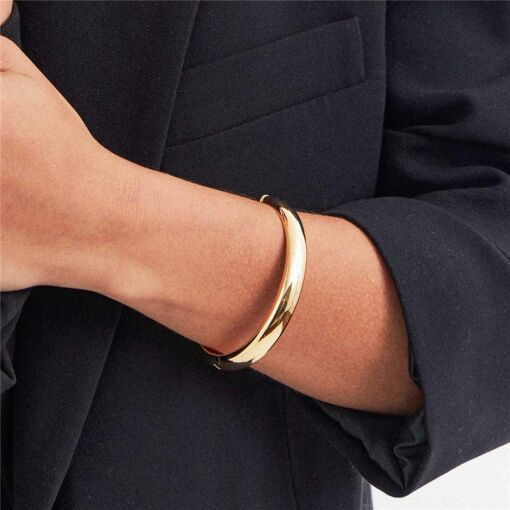 BRACELETE ABAULADO E LISO