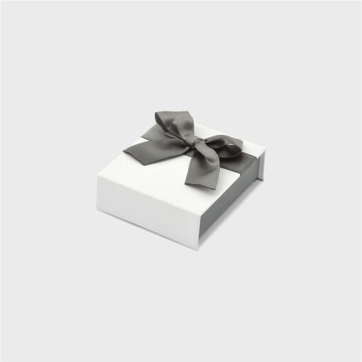 EMBALAGEM DE PAPEL CINZA E BRANCO PARA CONJUNTO