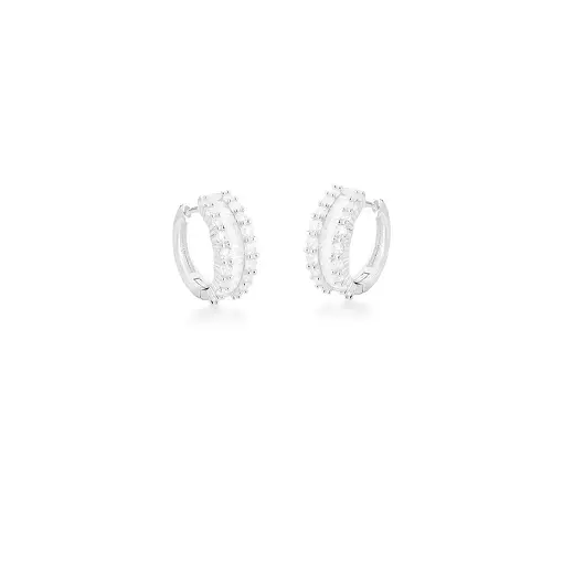 ARGOLA COM ZIRCÔNIAS EM BAGUETES BRANCAS PRATA LISA