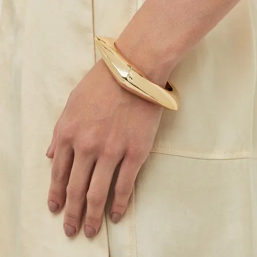 BRACELETE CURVO ABAULADO E LISO