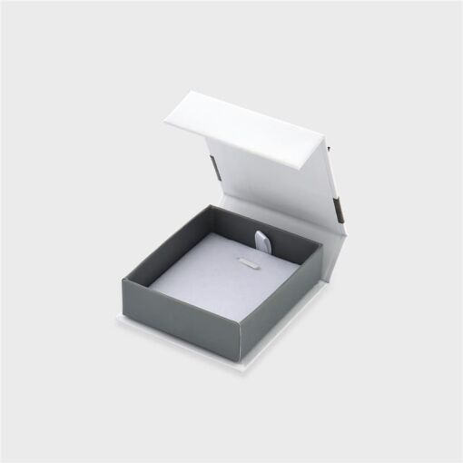 EMBALAGEM DE PAPEL CINZA E BRANCO PARA CONJUNTO