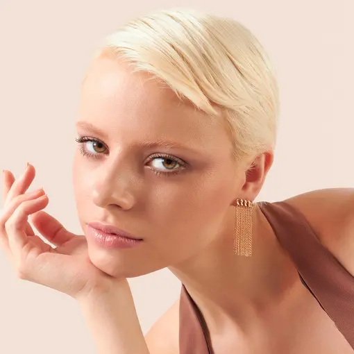 BRINCO EM ELOS GROUMET E FRANJA BANHADO A OURO