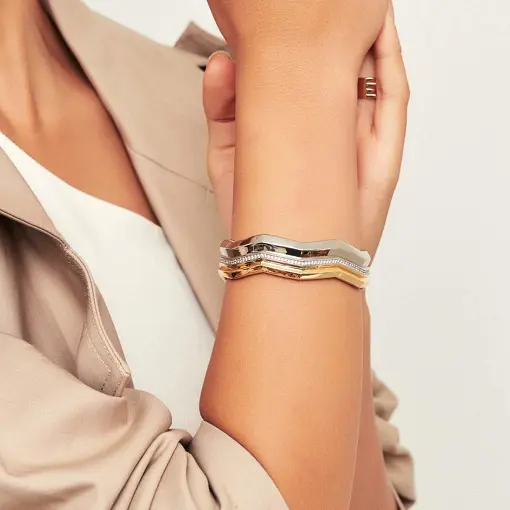 BRACELETE GEOMÉTRICO COM ABERTURA E ZIRCÔNIA DOIS TONS