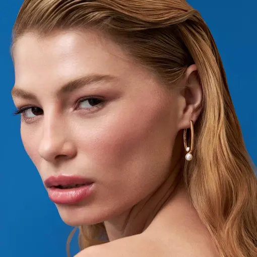 ARGOLA RETANGULAR PÉROLA SHELL