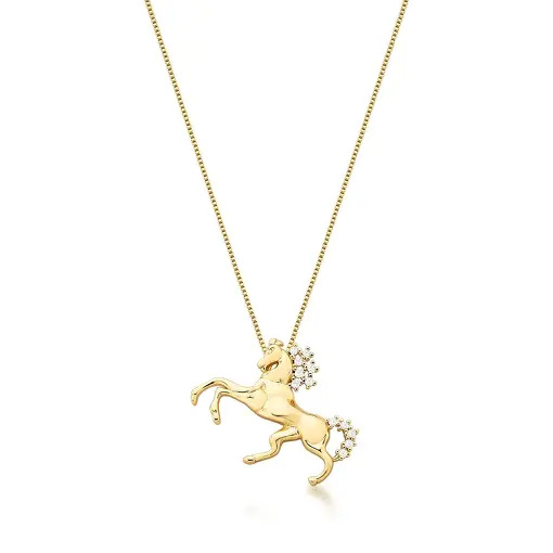 COLAR COM PINGENTE DE CAVALO LISO E ZIRCÔNIAS BANHADO A OURO