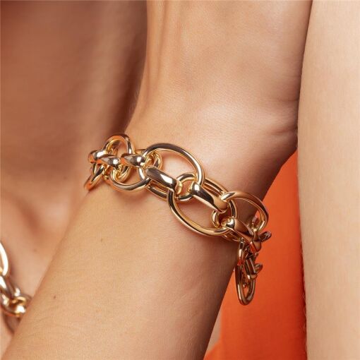 PULSEIRA COM ELOS OVAIS LISOS
