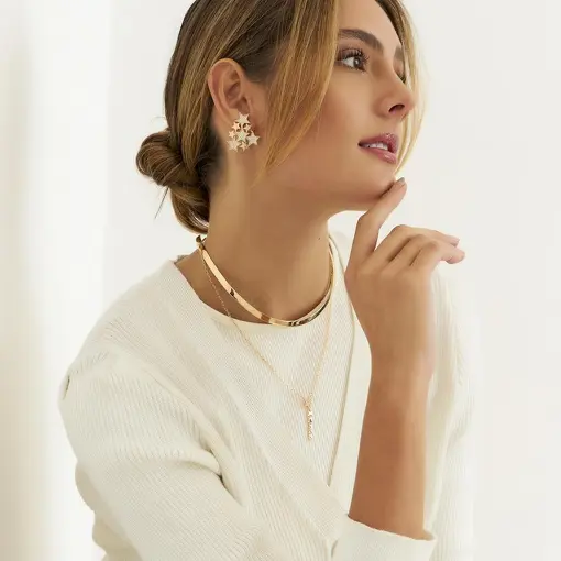 GARGANTILHA CURVA E LISA